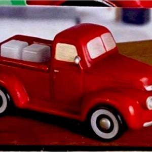 Christmas vintage truck wax warmer light up headlights Free Wax Bar included